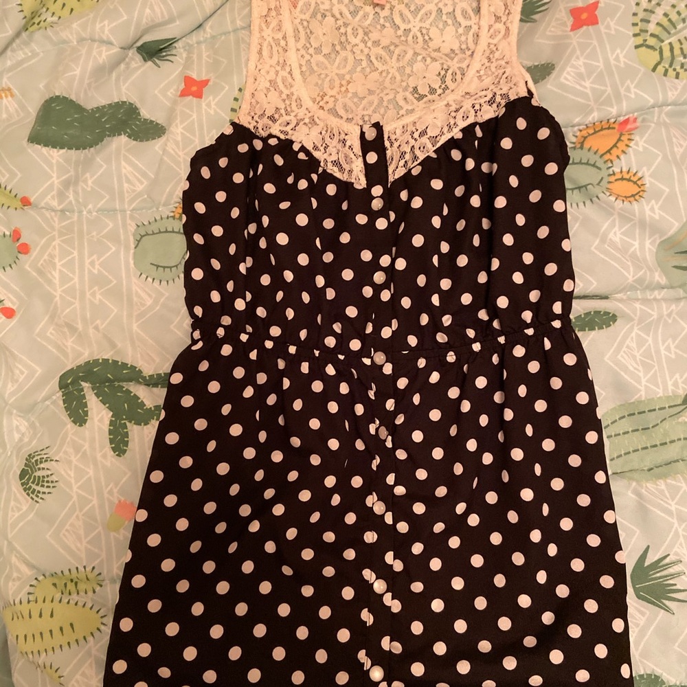Black/white polkadot